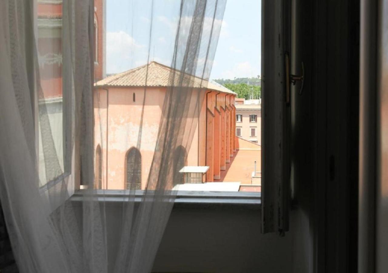 Gasthuis White Vatican 2*